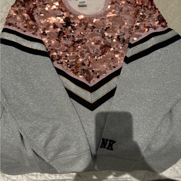 PINK sweatshirt with gold sequins - Picture 5 of 5